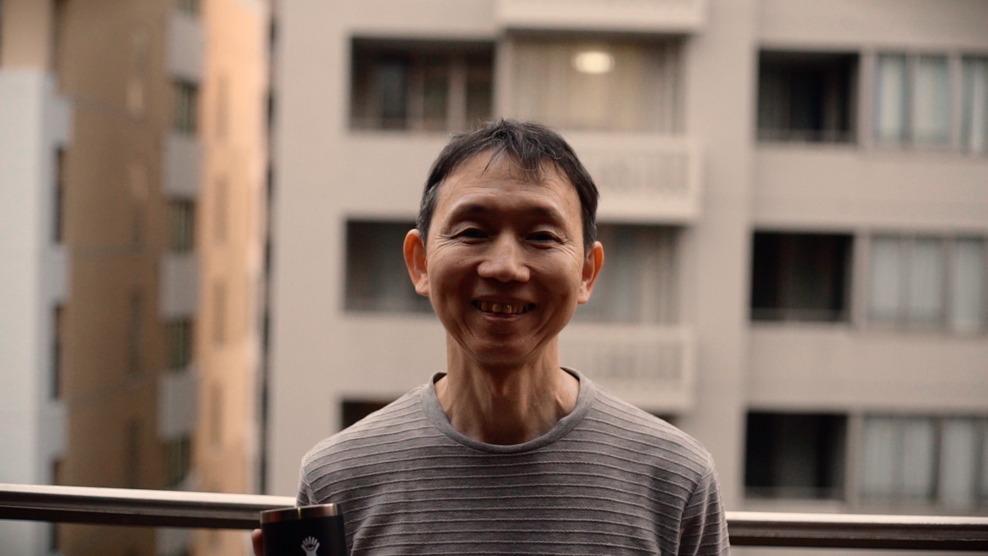 営業職からプログラマーへと転身し、福岡県へ移住したキルン合同会社の薄田さん